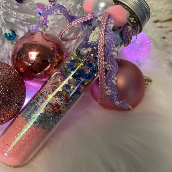 frosty pastel Christmas.  ** NEW listing ** - Picture 2 of 5